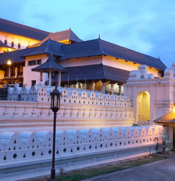 3 Days & 2 Nights Tour in Sri Lanka